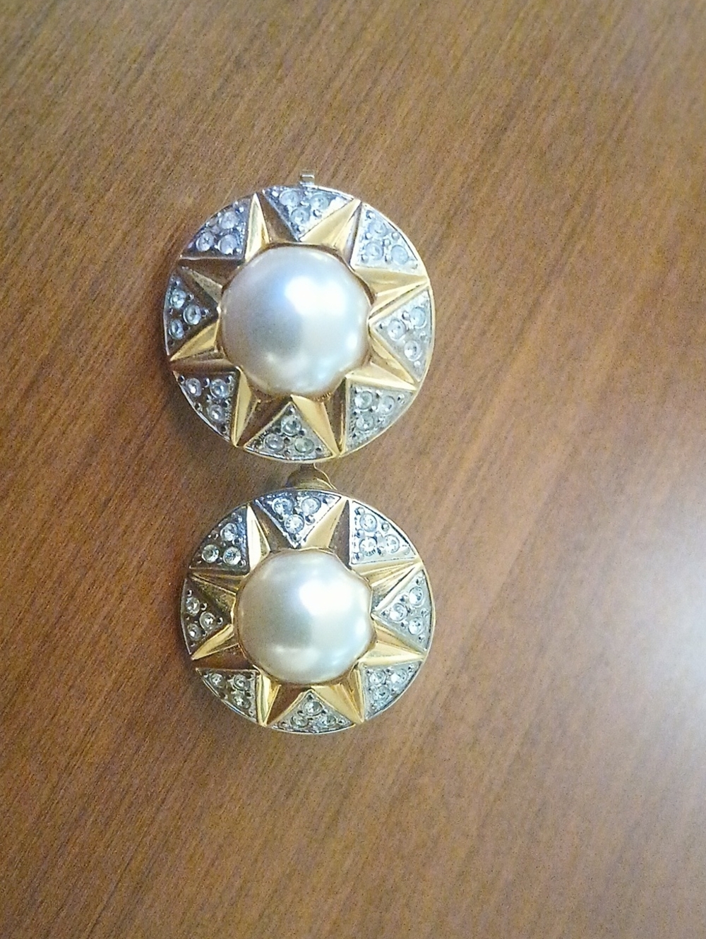 Vintage Butler FAC Gold-Tone Pearl Sunburst Clip-On Earrings